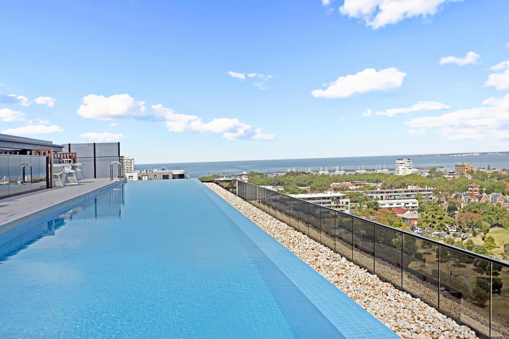 ☆ Heart Of St Kilda ☆ Infinity Pool+Parking+Wifi Apartment Melbourne Exterior photo