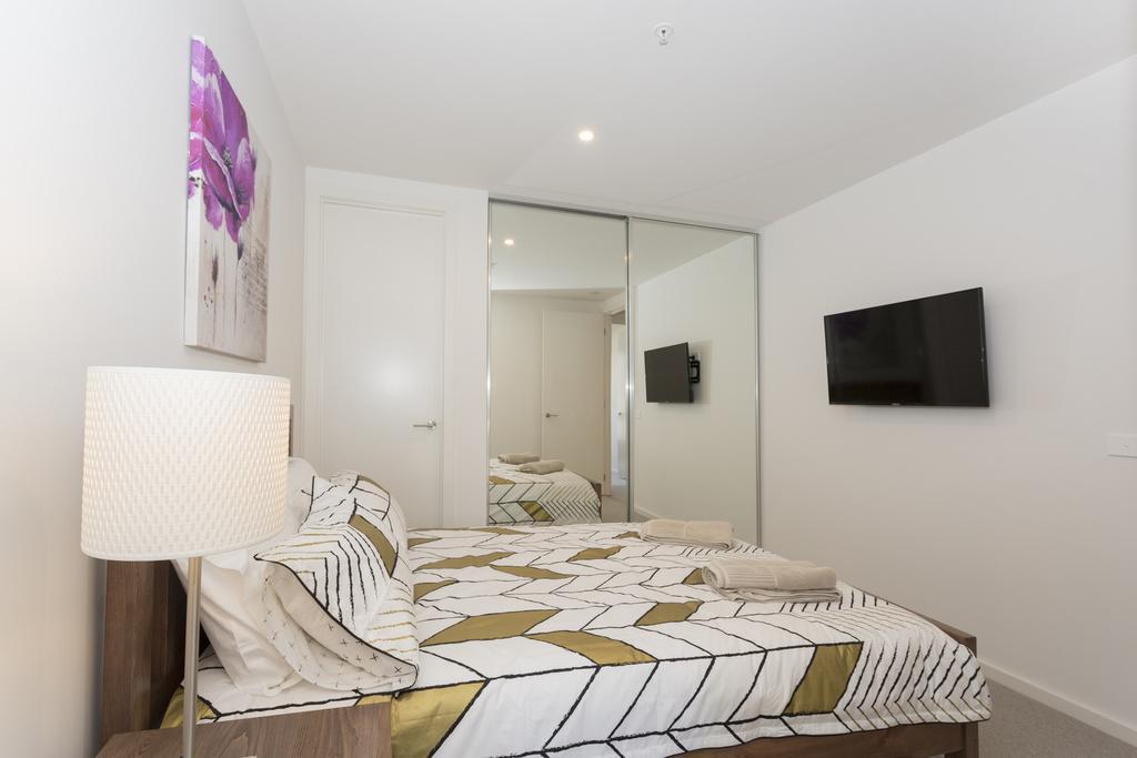 ☆ Heart Of St Kilda ☆ Infinity Pool+Parking+Wifi Apartment Melbourne Exterior photo